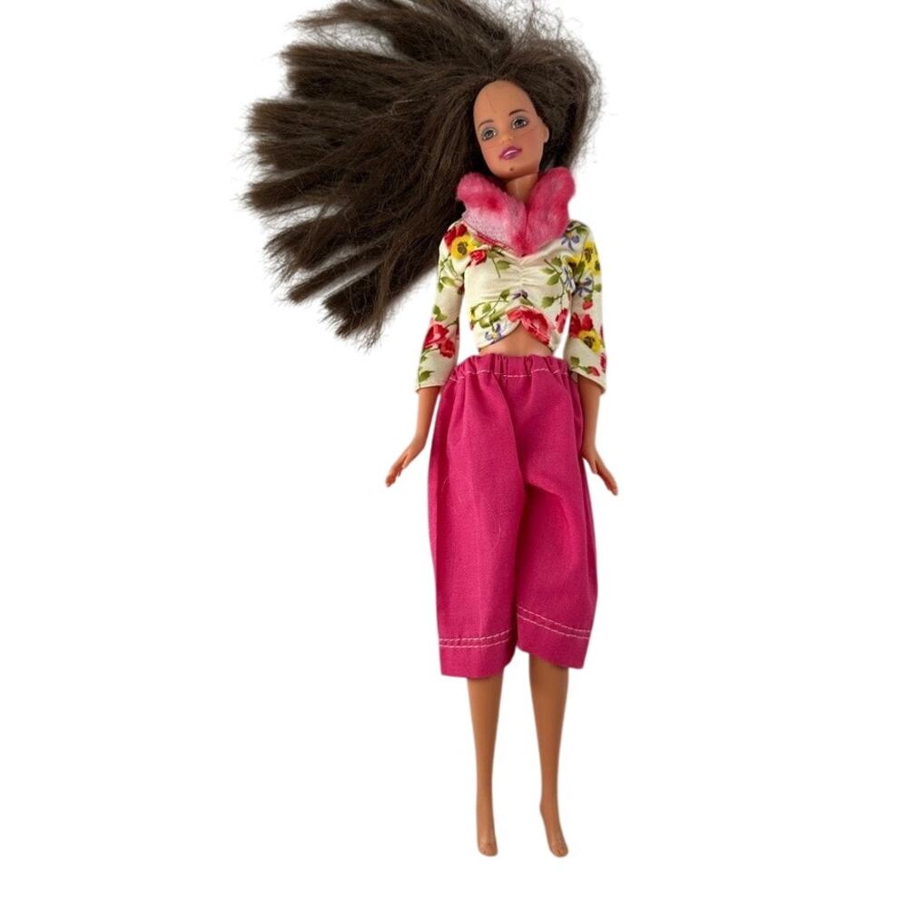 Vintage Mattel Barbie Brunette Doll Floral Top Pink Pants Outfit